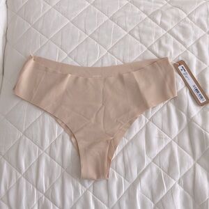 Skims Naked Hipster NWT